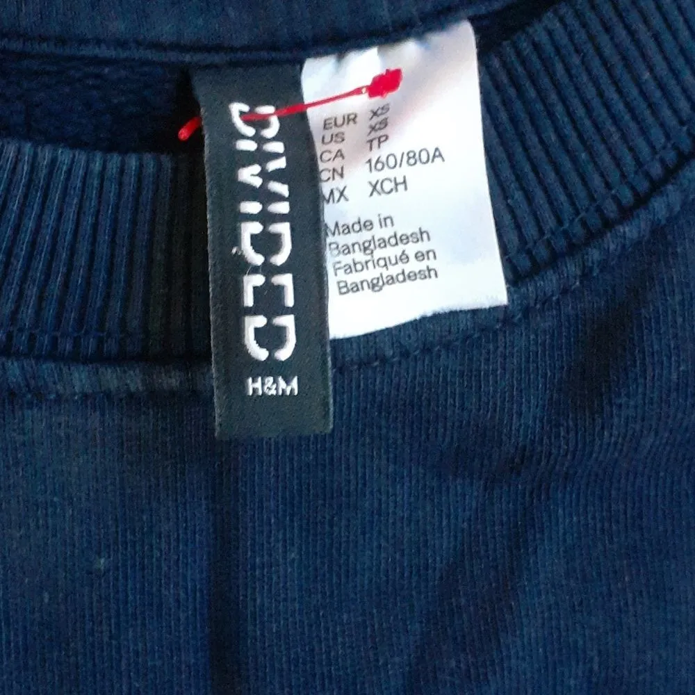 Divided HM Sweatshirt SIZE XS - Image 2