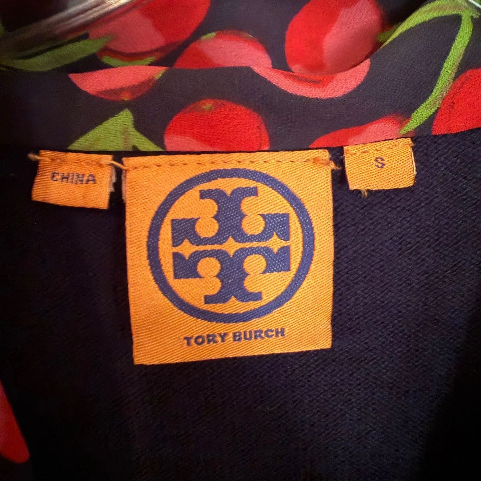 Tory Burch Cashmere Sweater Cherry Silk‎ Scarf Women's Small Navy Career Classic - Image 3