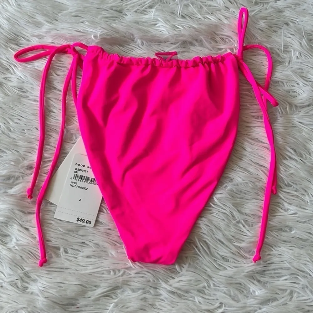 New Good American Women’s tiny ties bikini bottom in hot pink002 size Medium - Image 11