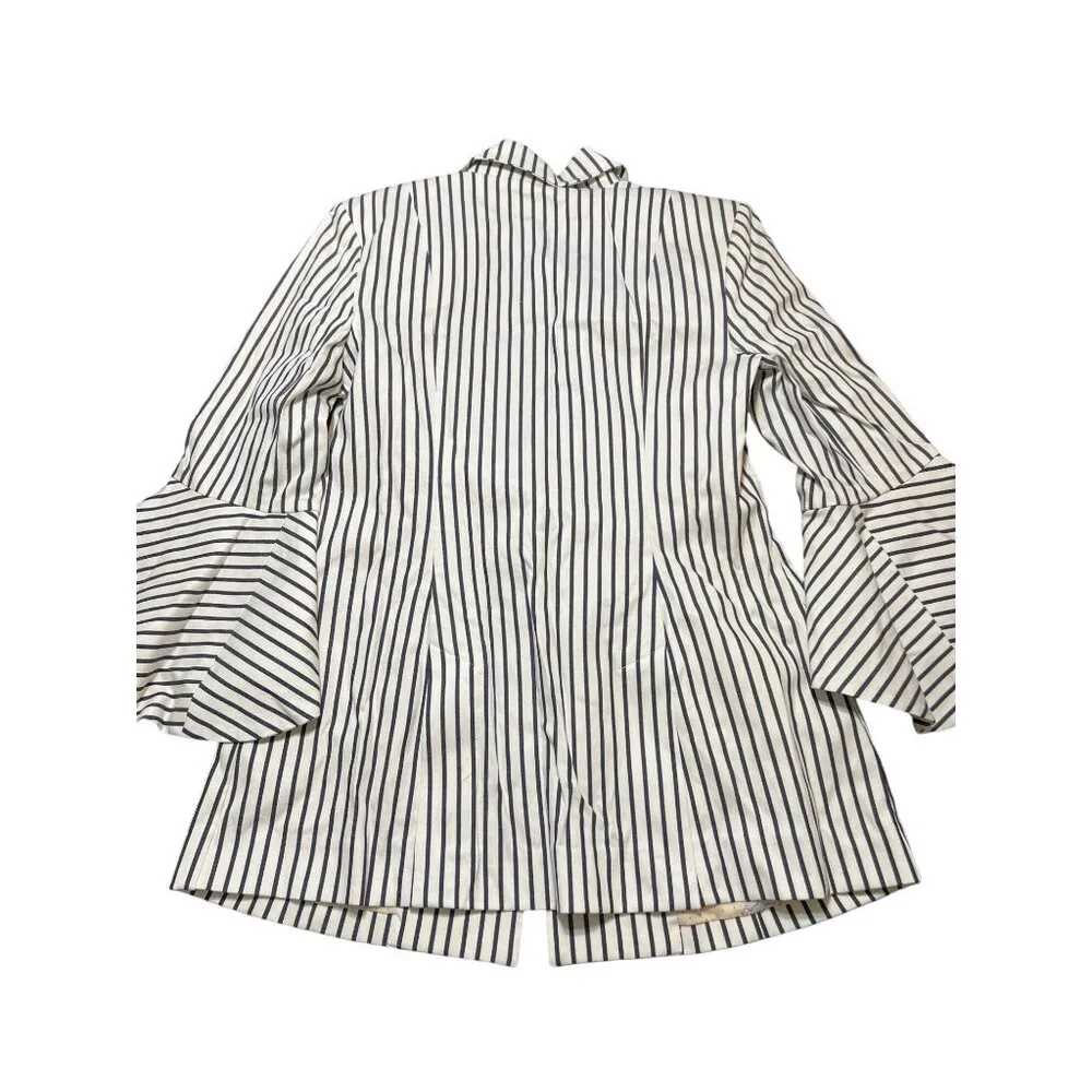 Cabi Striped Blazer White Black Stripes Bell Sleeves One Button Size 4 READ - Image 5