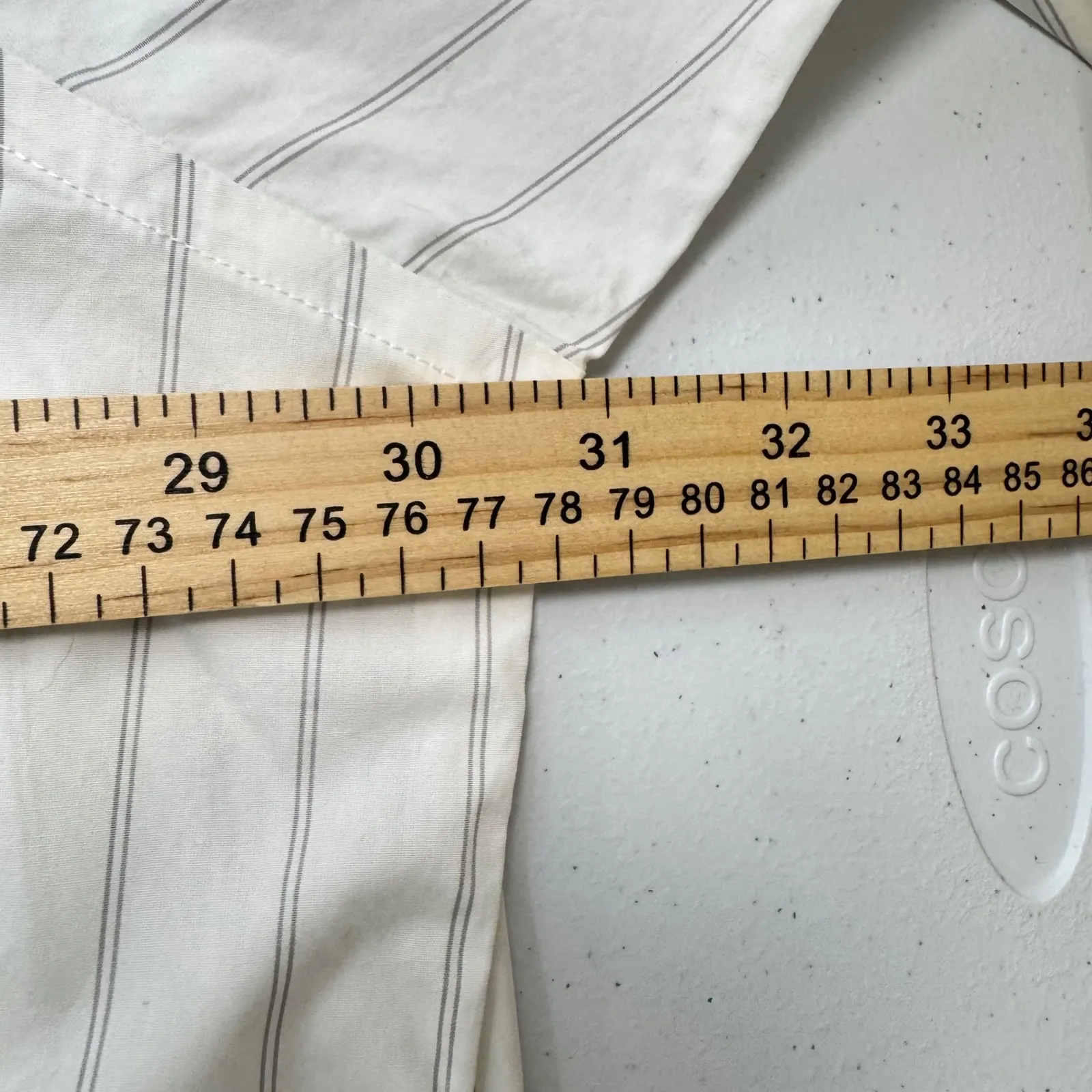 New Uniqlo Women Oversized Long Sleeve Shirt Off White Pinstripe Sz S OLDSTOCK - Image 6