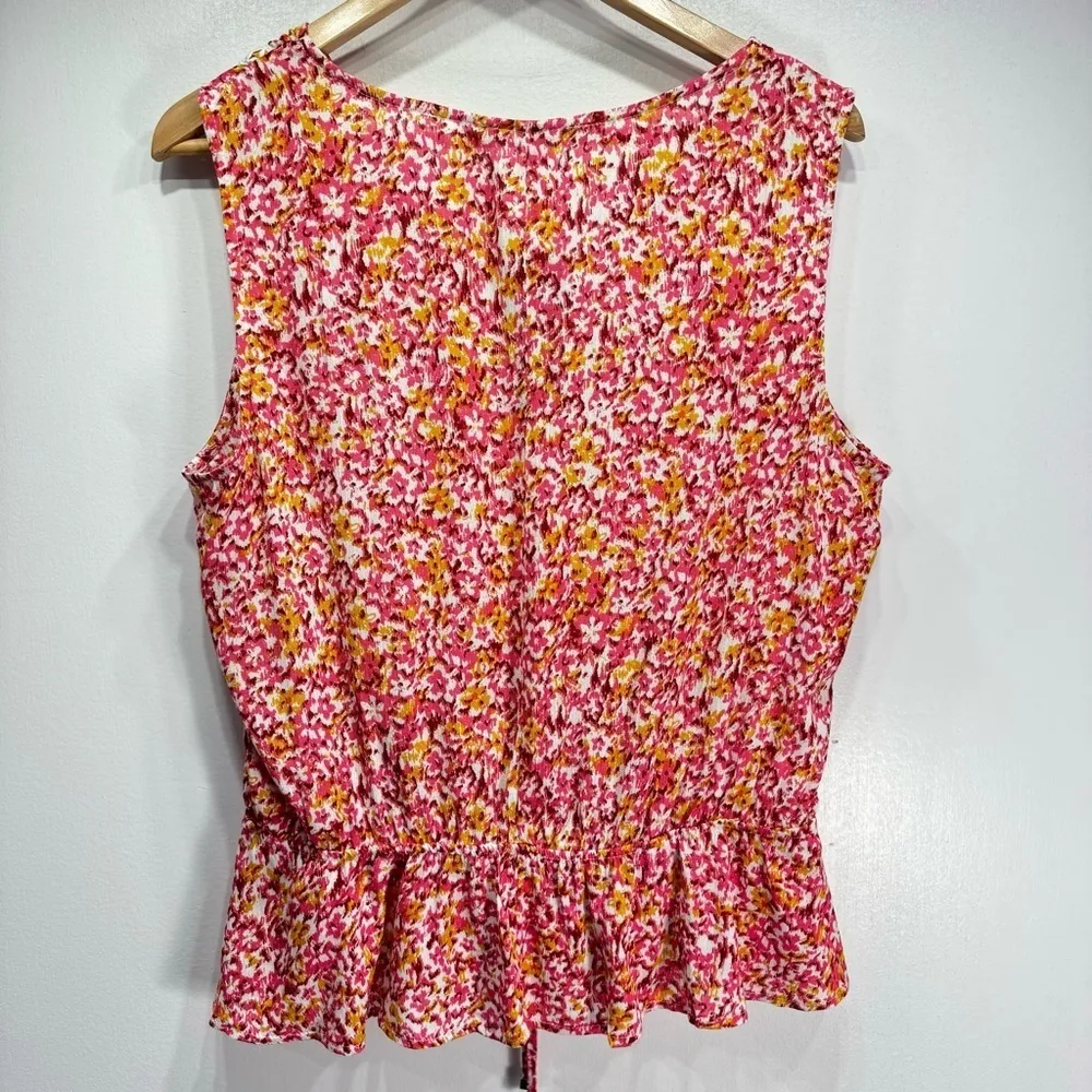 Adrienne Vittadini Dainty Floral Blousy Sleeveless Peplum Top with Lace Boho - Image 5