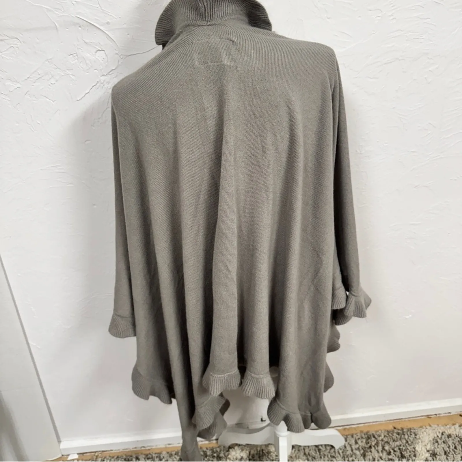Pamela McCoy Grey Ruffled Wrap Shawl Womens OS Cardigan Sweater Cozy Warm Preppy Gray Size L - Image 7