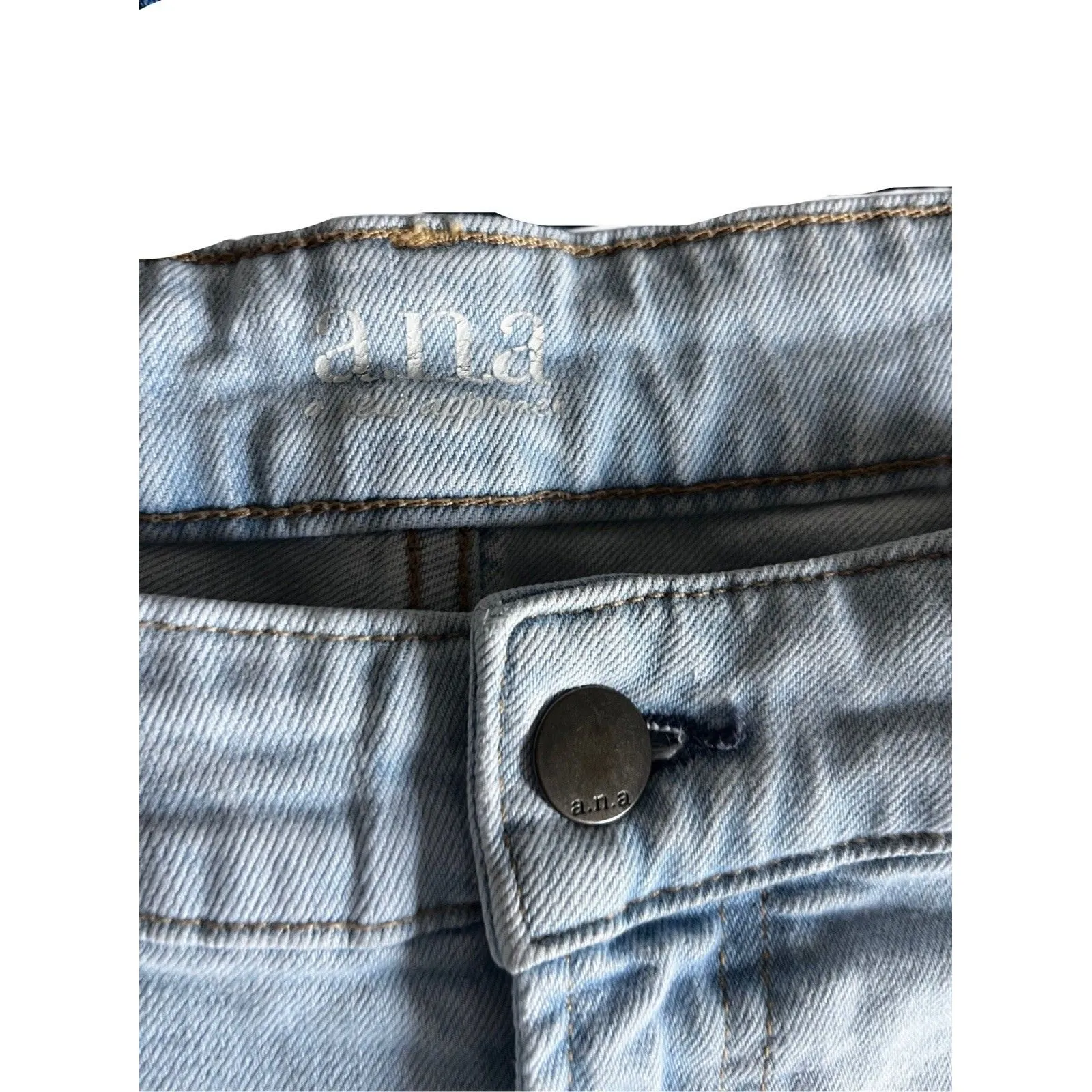 A.N.A Brand, Color Light Blue Jeans, Size 20 W, High Rise Shorts - Woman - Image 5