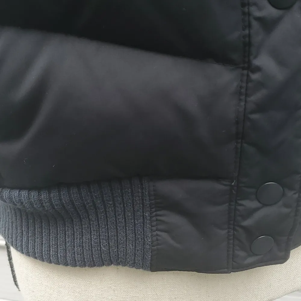 Gap Button Down Puffer Vest - Image 6