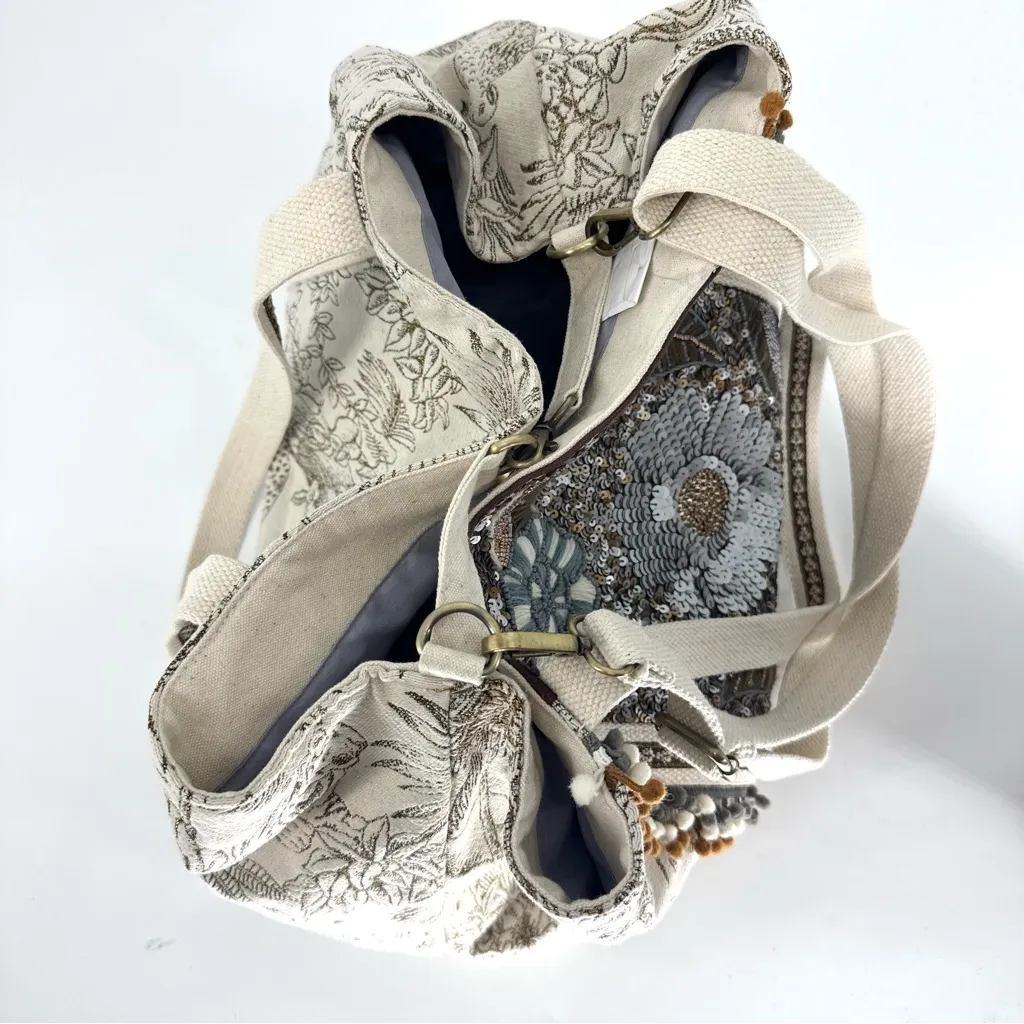 America & Beyond Golden Hour Luxe Tote Metallic Beaded New with Tags Silver - Image 6