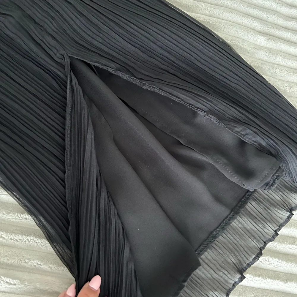 Topshop Black Maxi Pencil Skirt with Slit - Image 4