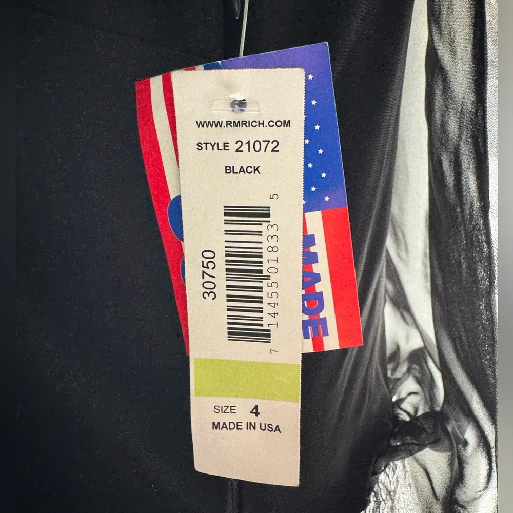 Elegant sleeveless dress, with a flowing black top and a fitted skirt Size 4 - Image 4