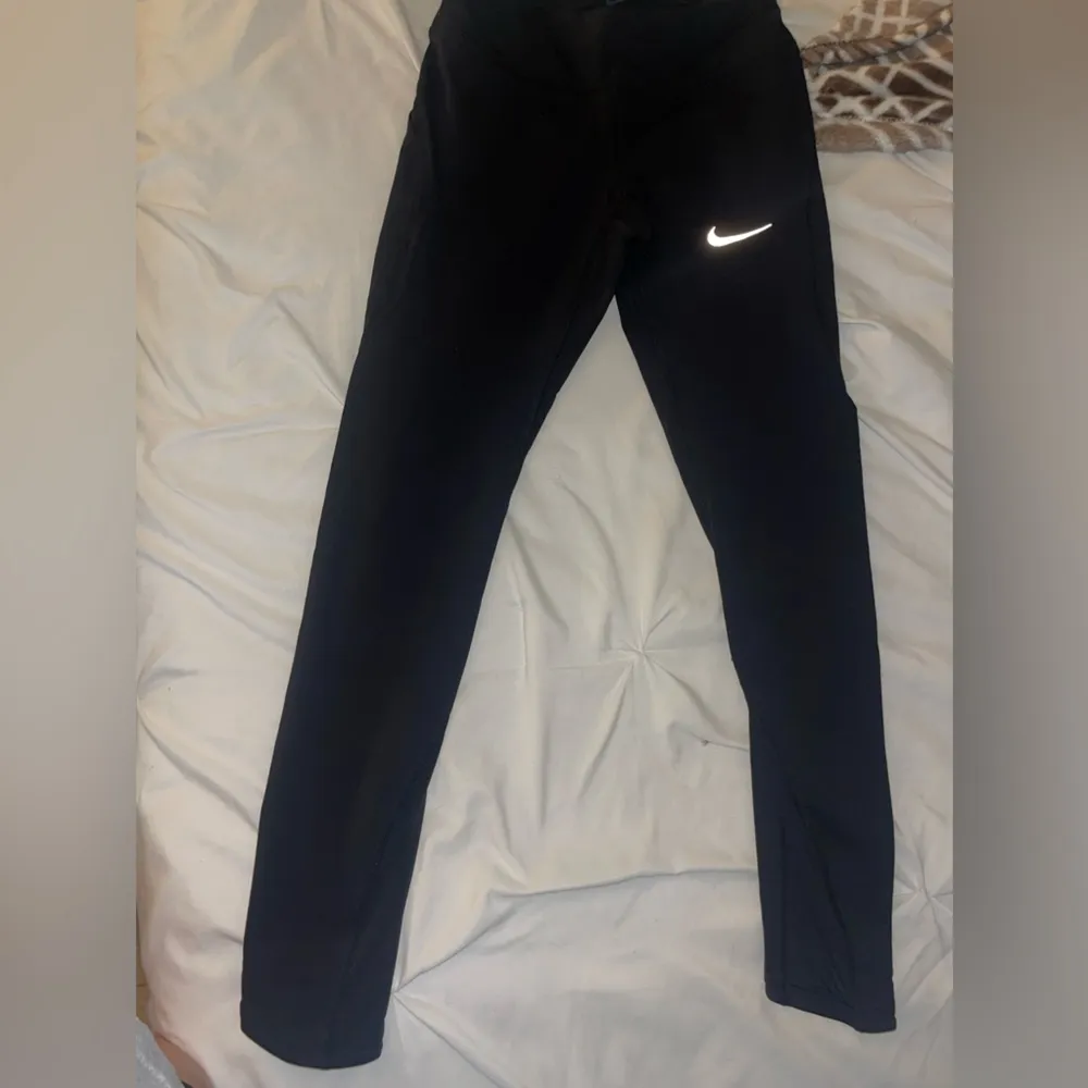 Black  leggings - Image 2
