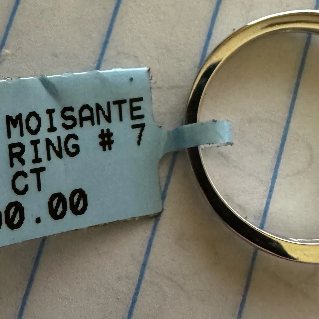 Elegant 925 Silver Women's moissanite Ring size 7 NWT - Image 4