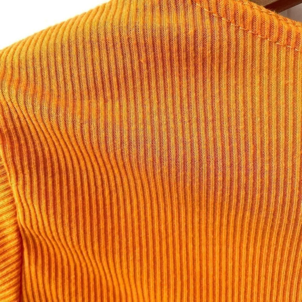 Boohoo cropped orange short sleeved top - Image 9