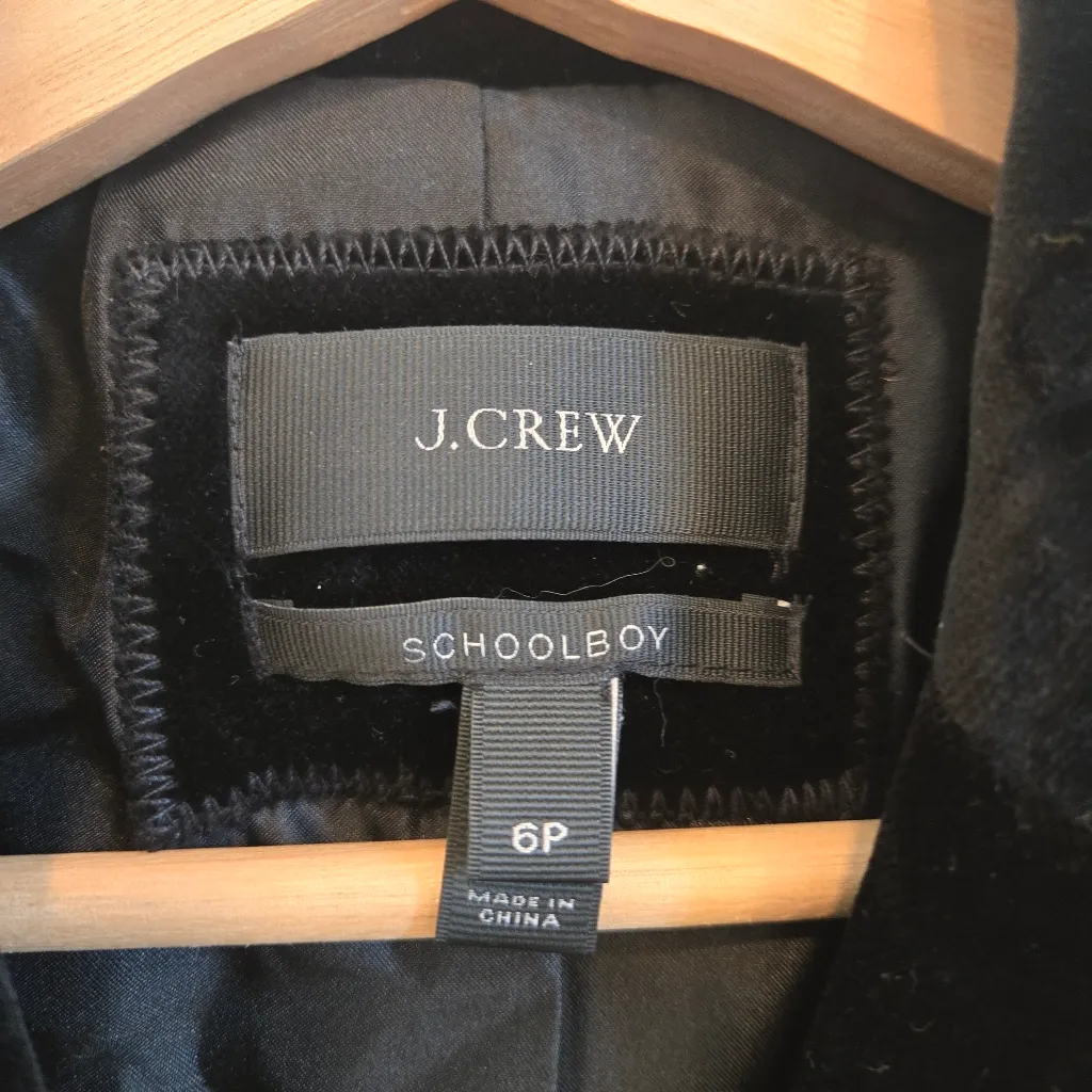 J. Crew women blazer Black velvet sz 6 2 buttons preppy academia schoolboy - Image 4