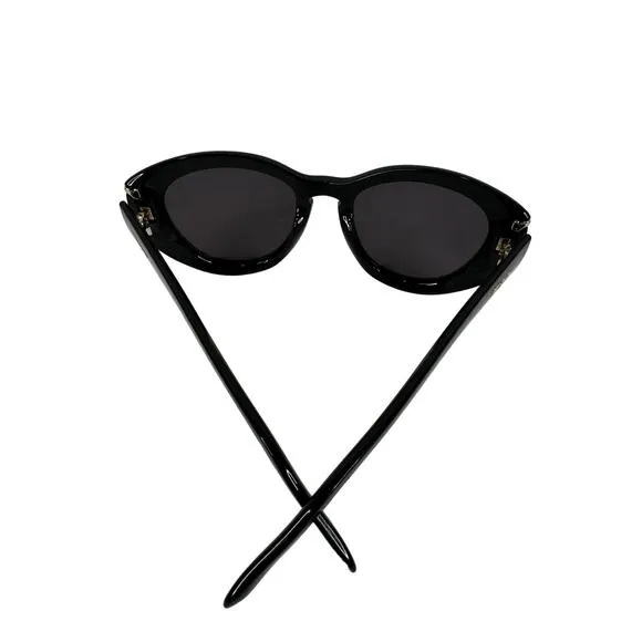 Salvatore Ferragamo SF818S 001 54 21 Classic Black/ Gold Oversized Sunglasses - Image 7