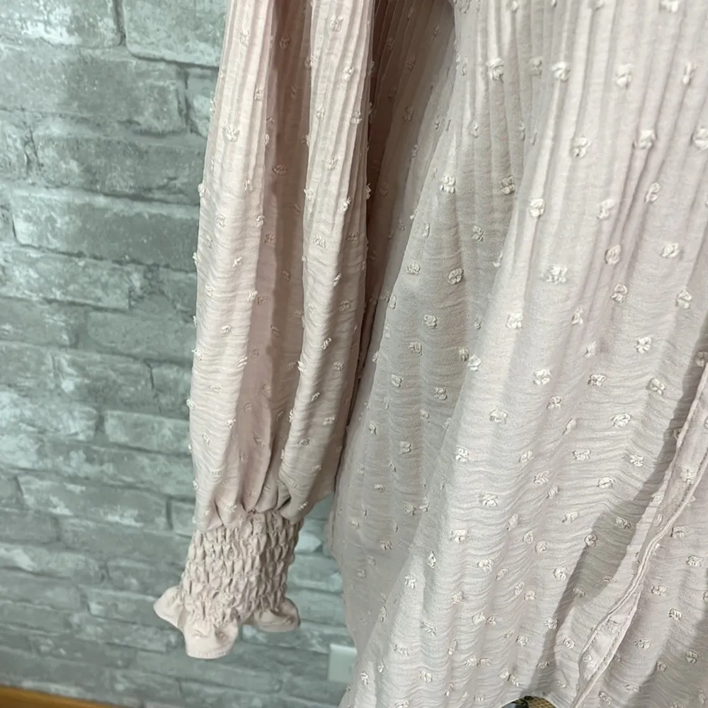 Max Studio Blush Crepe Clip Dot Blouse - Image 3