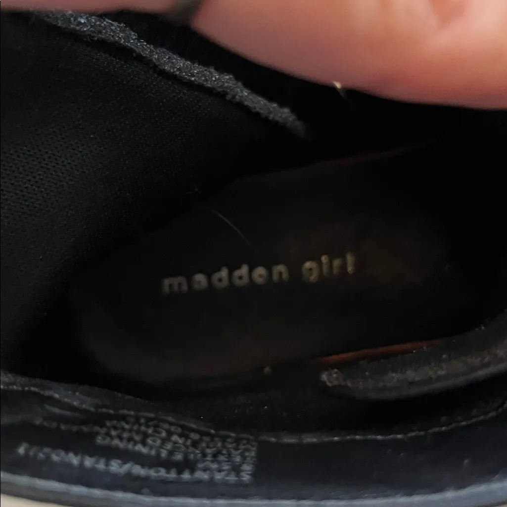 Madden Girl Stanton Chelsea Boots with Side Zippers - Image 3
