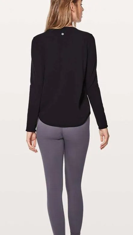 Lululemon Black Full Freedom Long Sleeve - Image 3