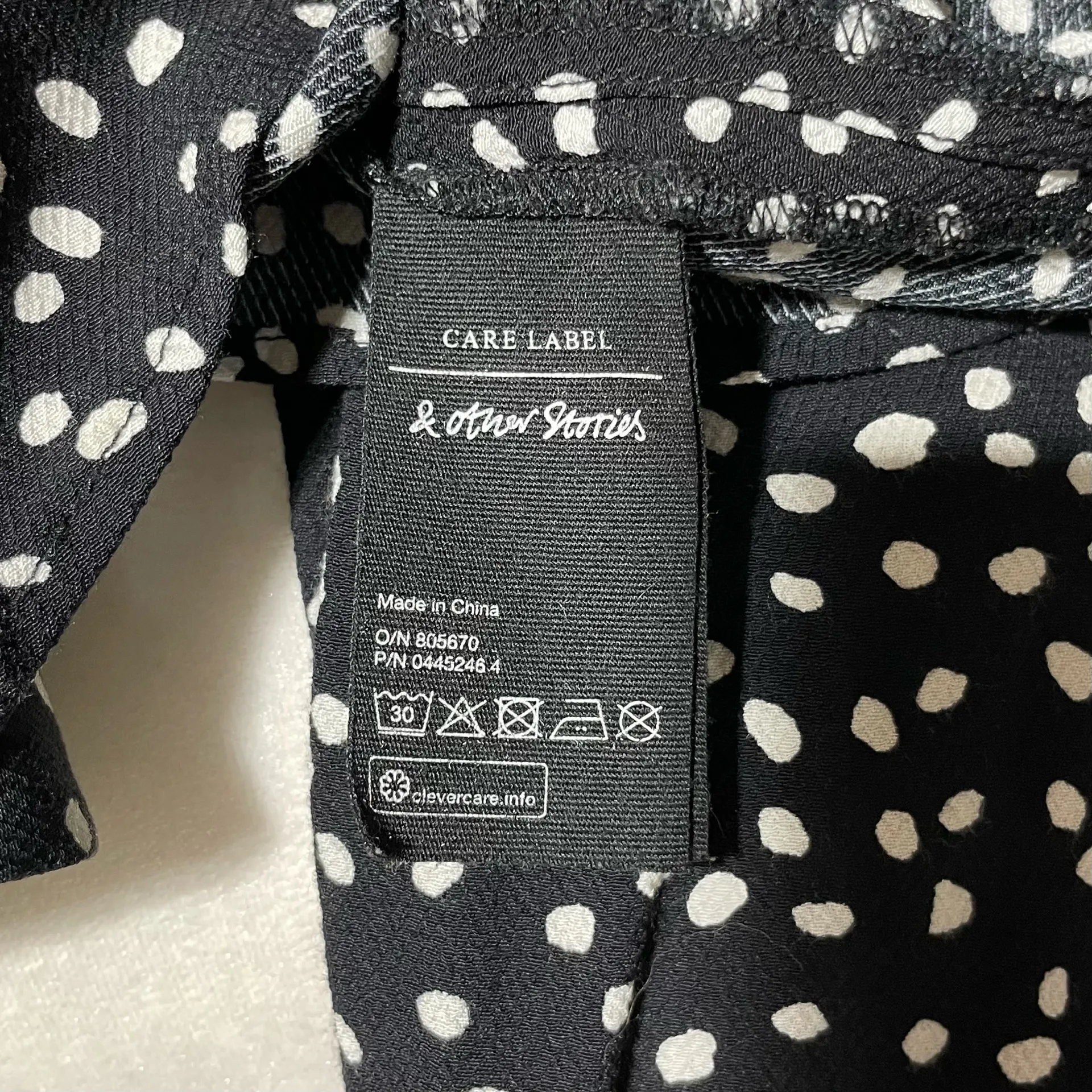 & Other Stories Dot Print Cut Out Long Sleeve Blouse Black White Size 4 - Image 19