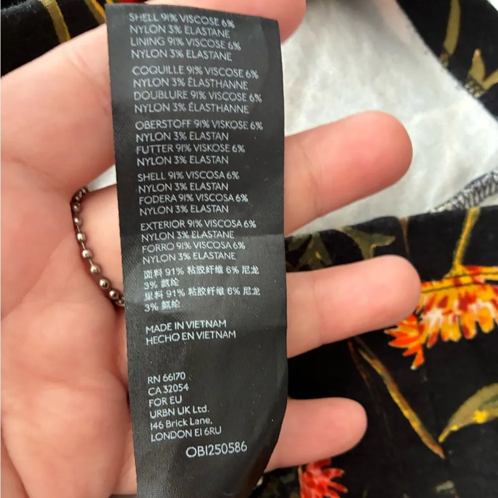 Urban Outfitters Black Tropical Floral Body-con Mini Dress S - Image 13