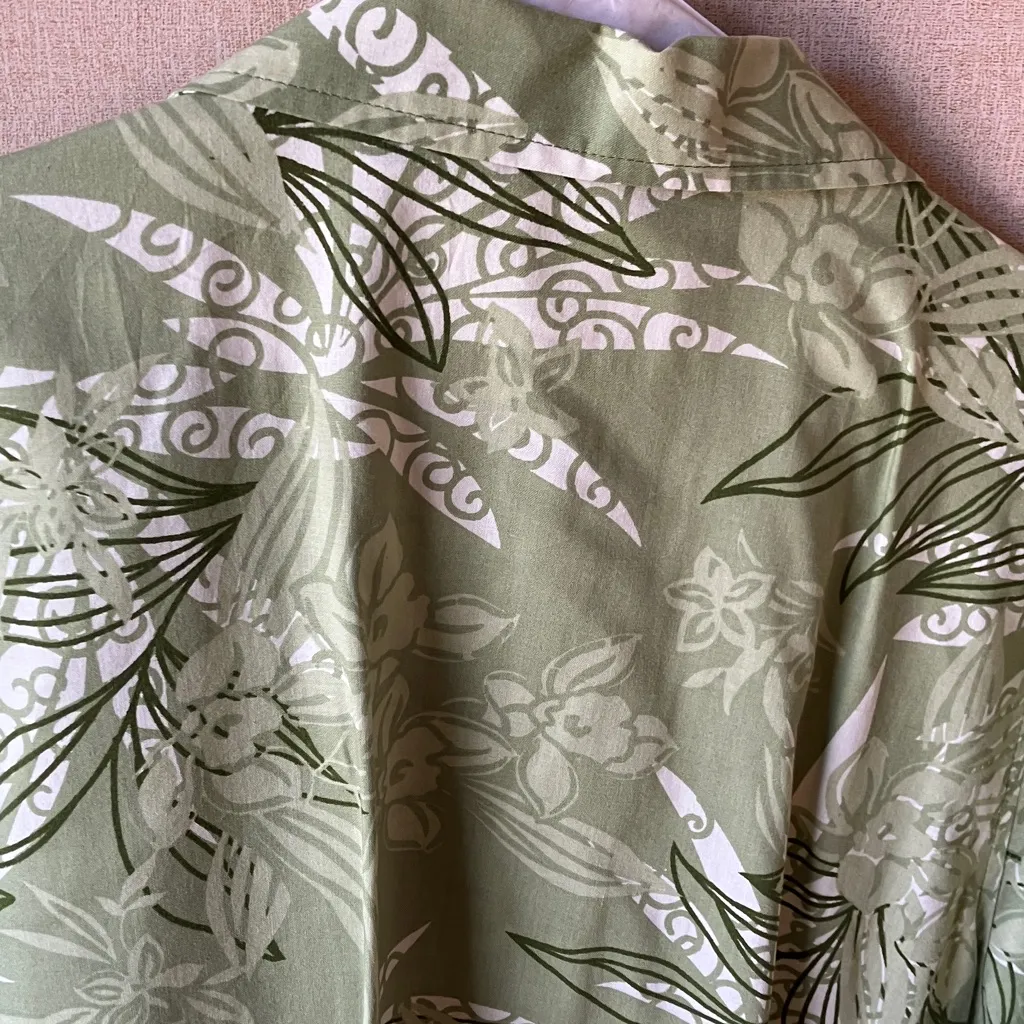 Erika green and White Patterned Blouse xl - Image 8