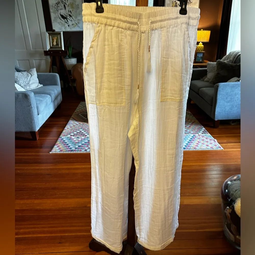Kenzie relaxed white gauze beach pants sz L white wide leg Size L - Image 4
