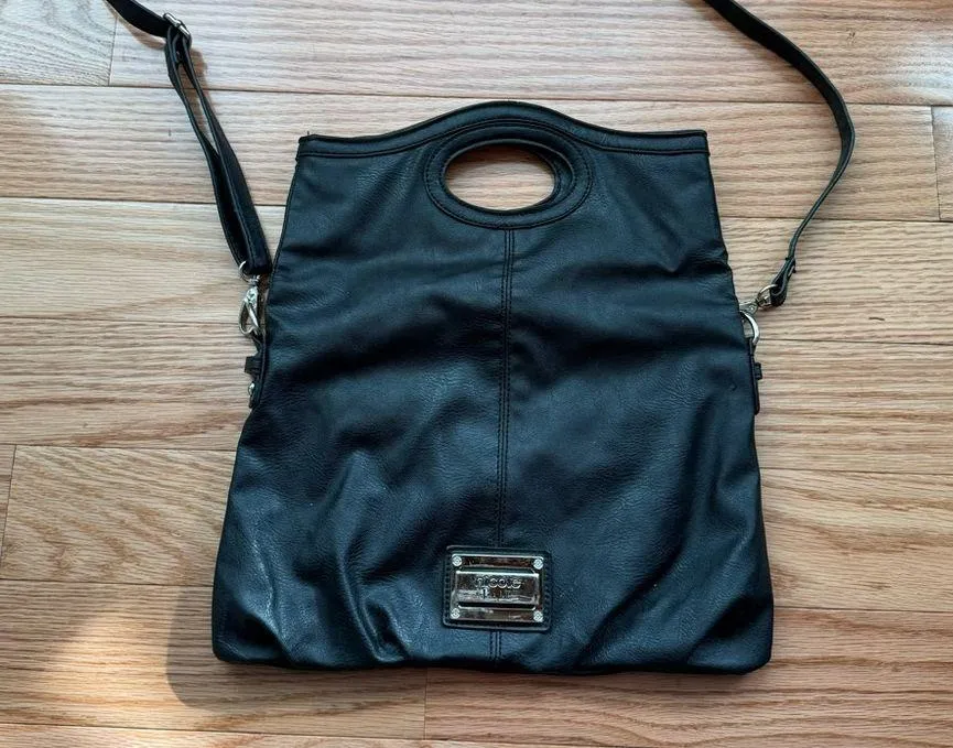 Nicole by Nicole Miller women’s black leather Bag - Image 12