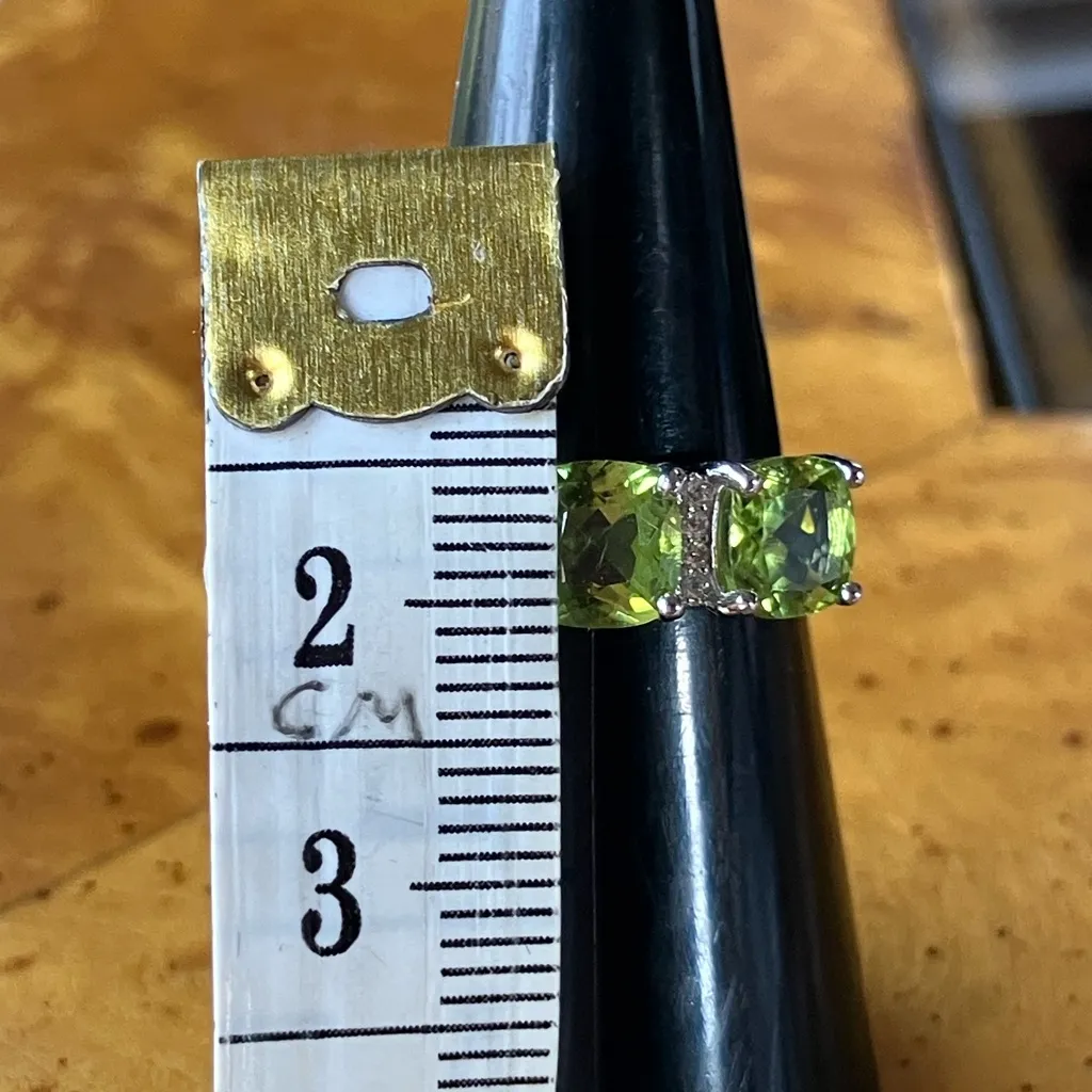 Natural Peridot Sterling Silver Ring Size 6 - Image 8