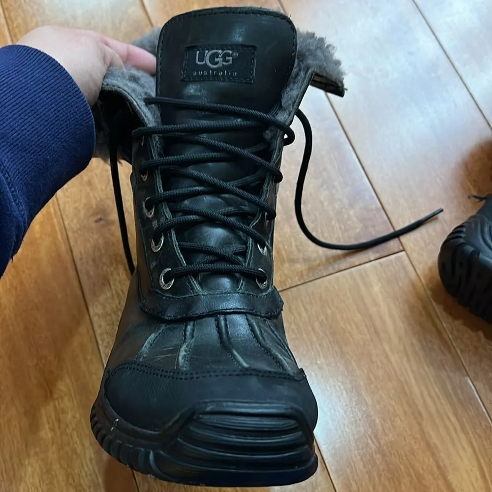 UGG Women's Boots S/N 1906 Adirondack II Leather Sheepskin Waterproof size 6 - Image 5