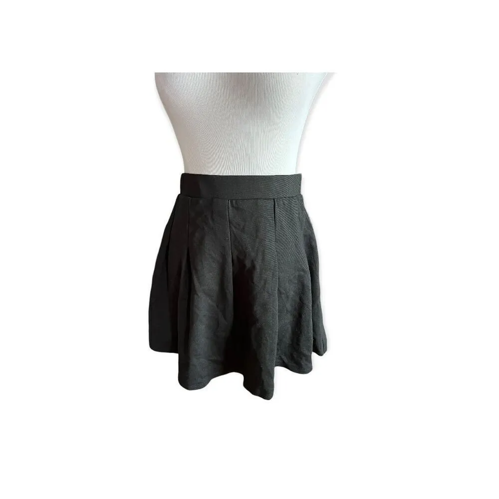NWT Womens Wild Fable Fun Black Pleated Skater Mini Skirt - Sz S - Image 3