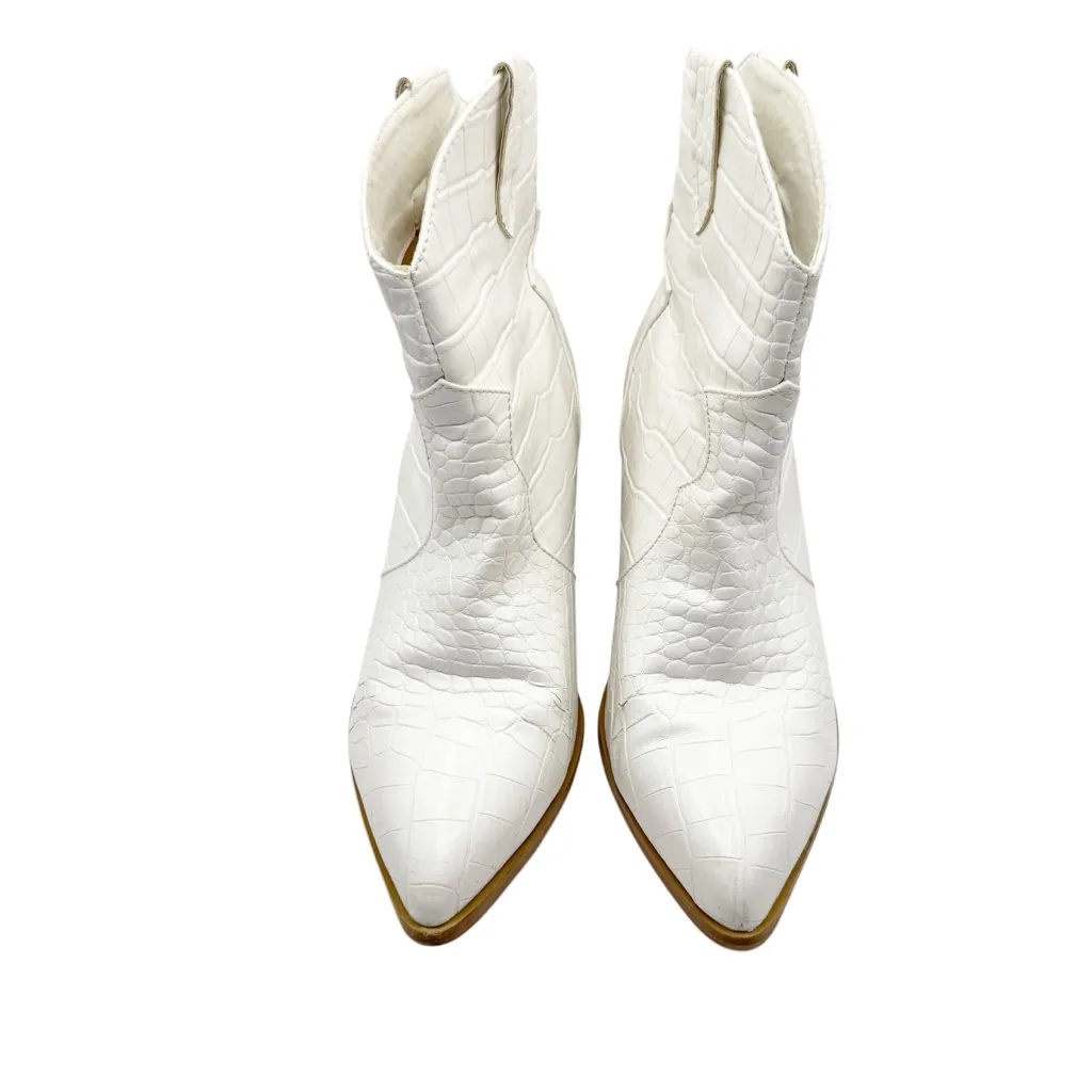 Women’s Billini Nirvana Boots‎ size 8 White - Image 6