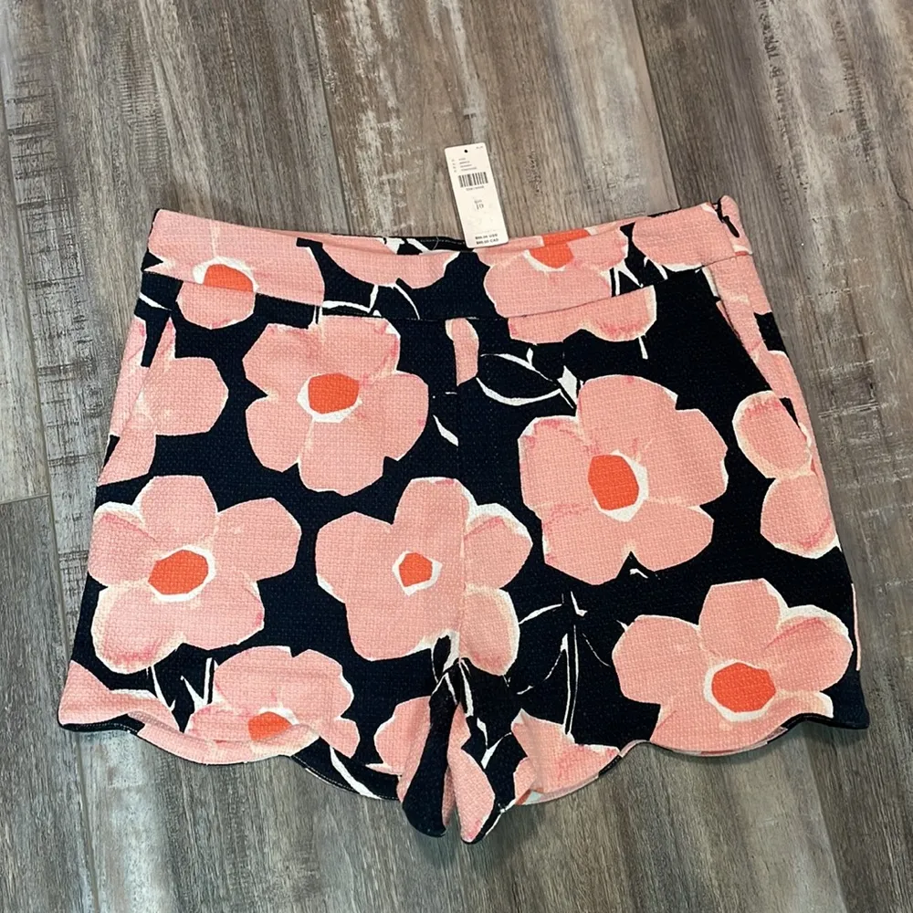 ANTHROPOLOGIE Georgie Scalloped Pique Daisy Floral Print Shorts NEW - Image 4