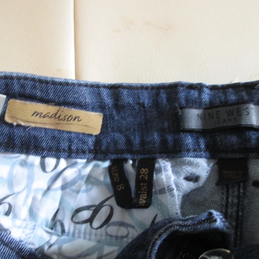 Nine West Denim Bermuda Shorts - Size 8 - Image 3