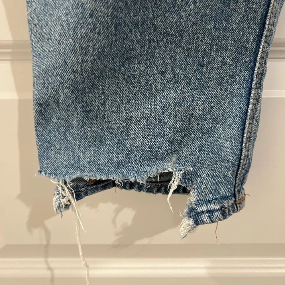 American Eagle SHORT Strigid Highest Rise Baggy Straight Jeans Blue 000 … - Image 12