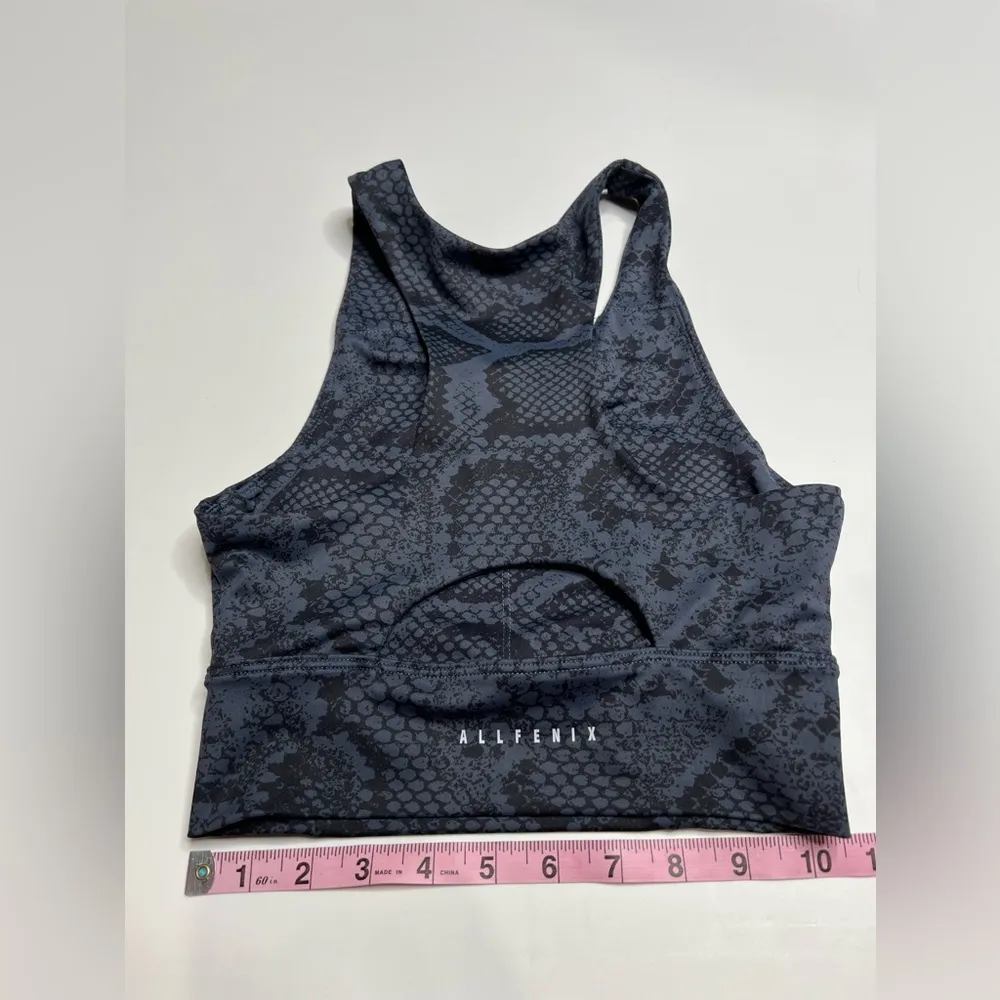 Anthropologie allfenix snake skin print sports bra small - Image 3
