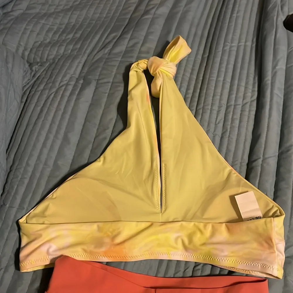 NWT Aerie Bikini High Rise Bottoms and Yellow Halter Top Size Small Beach Swim - Image 5