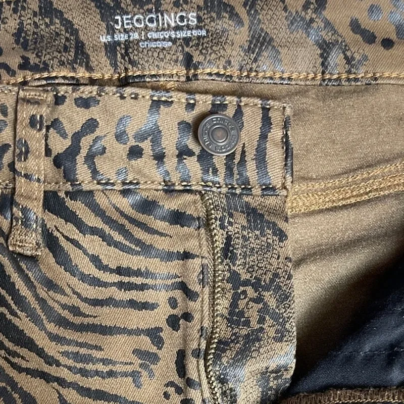 Chico’s Super Stretchy Coated Animal-Print Jeggings Size US 2 - Image 8