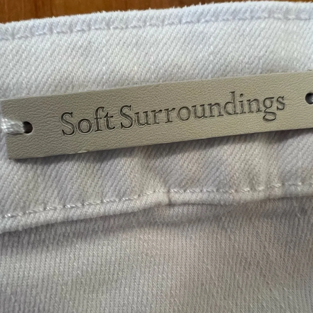 SOFT SURROUNDINGS Ultimate High Rise Lace Hem Slim Crop White Jeans Pants 20W - Image 3