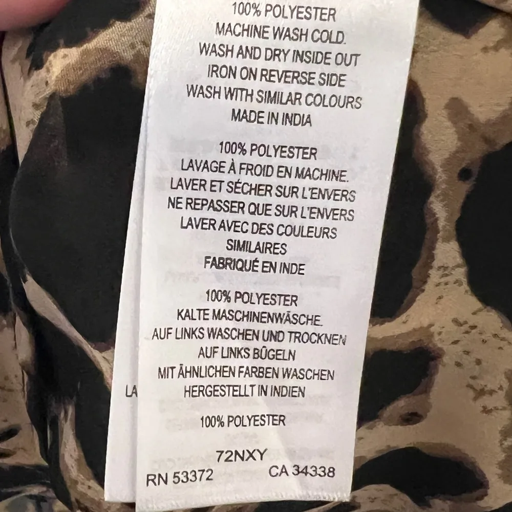 FRENCH CONNECTION Women's Leopard Print Button Down Long Sleeve High Low Hem Top - Image 4