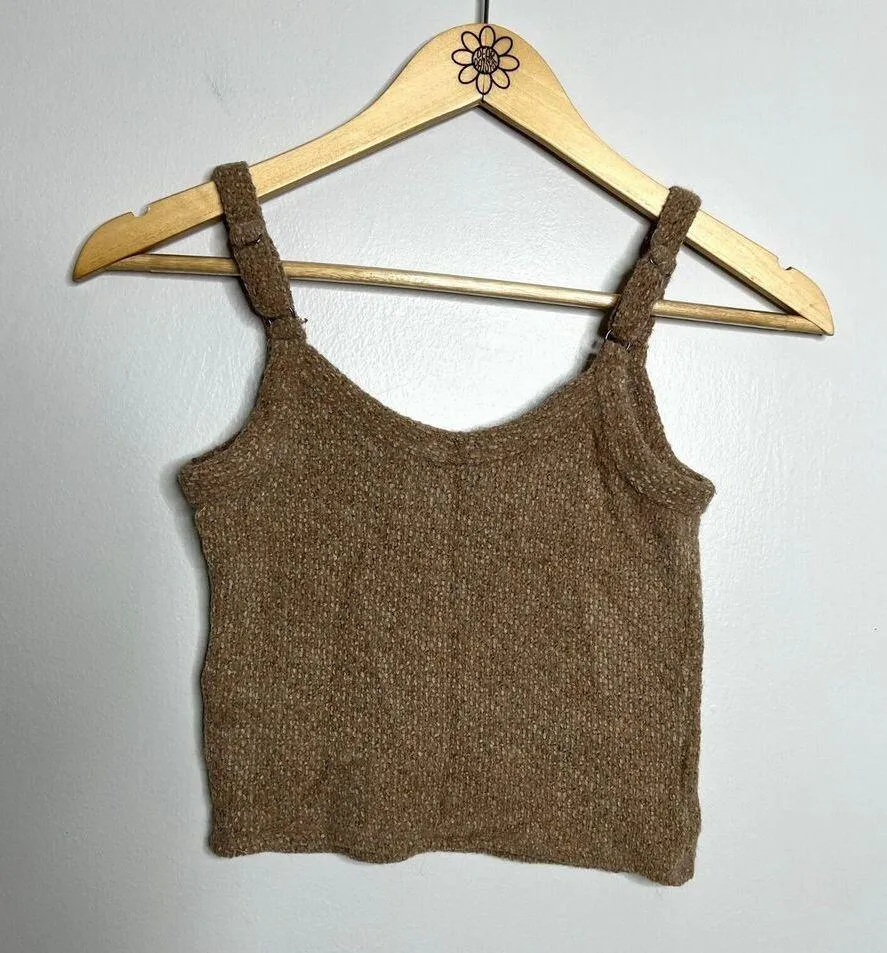 Hollister Beige Sweater Crop Tank Top - Image 5