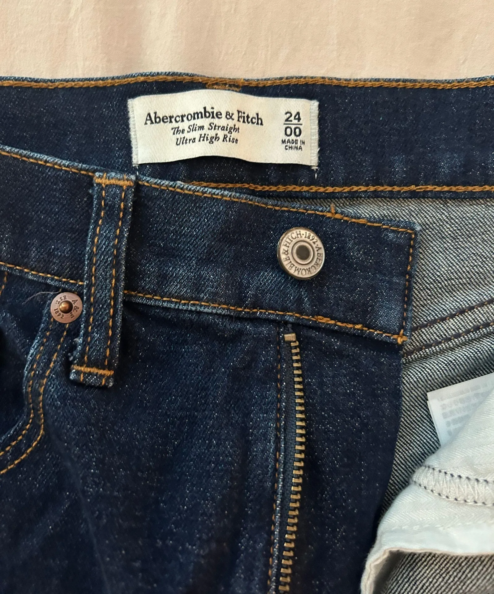 Abercrombie & Fitch Abercrombie Dark Wash Slim Straight Jeans - Image 4