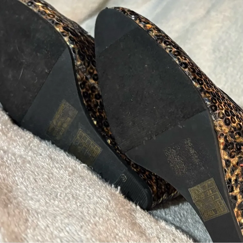 Chic Brown and Black Wedge Heels with Sequined Glamour Size 7 - Image 15