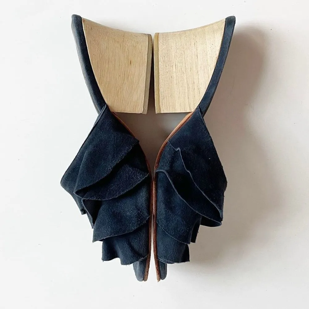 Creatures of Comfort Suede Ruffle Slide Sandals Heeled Size EU 37 Blue - Image 4