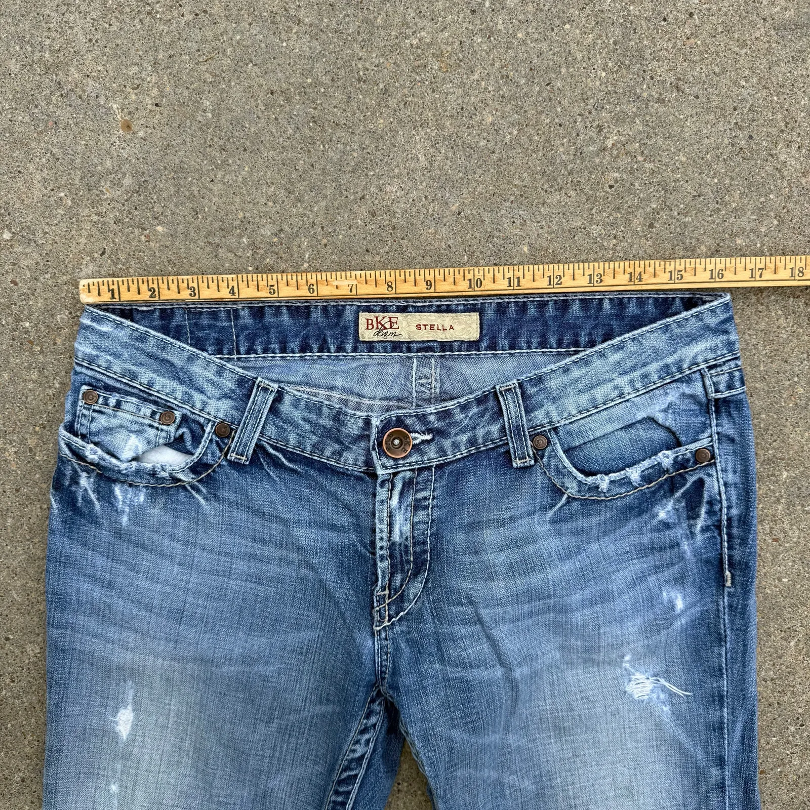 Y2K Buckle BKE Stella 30x31 1/2 Low Rise Flare Faded Worn In Jeans - Image 10