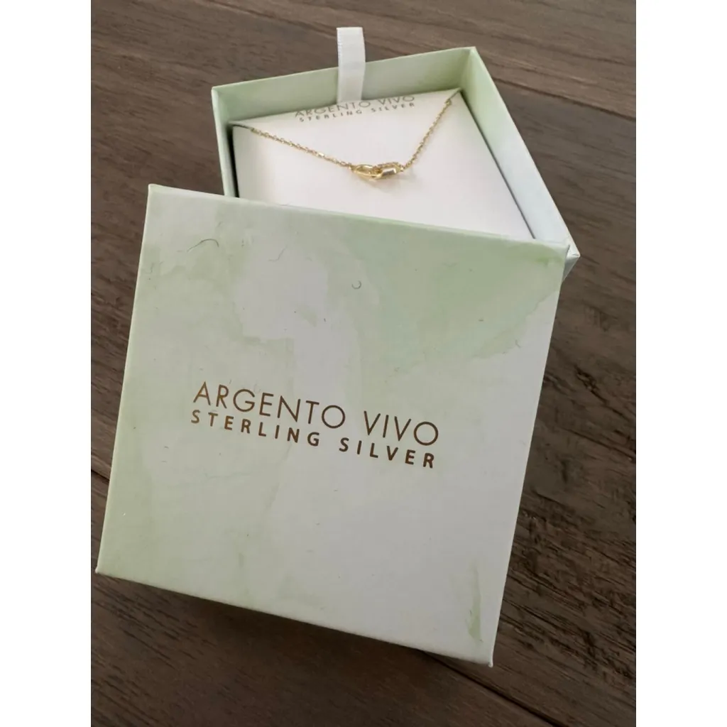 Women's Argento Vivo Gold Interlocking Link Necklace - Image 4