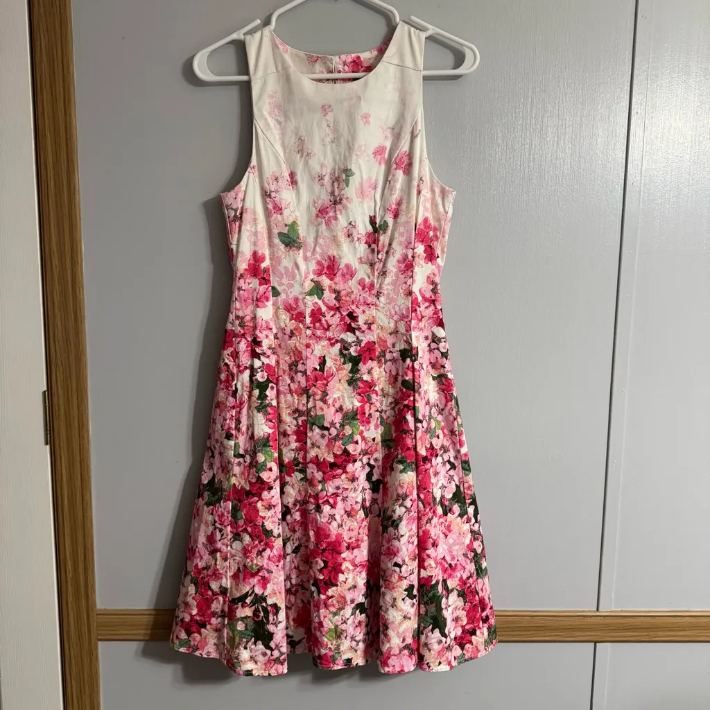 Maggy London Floral Pink and White Casual Cocktail Dress Size 4 - Image 11