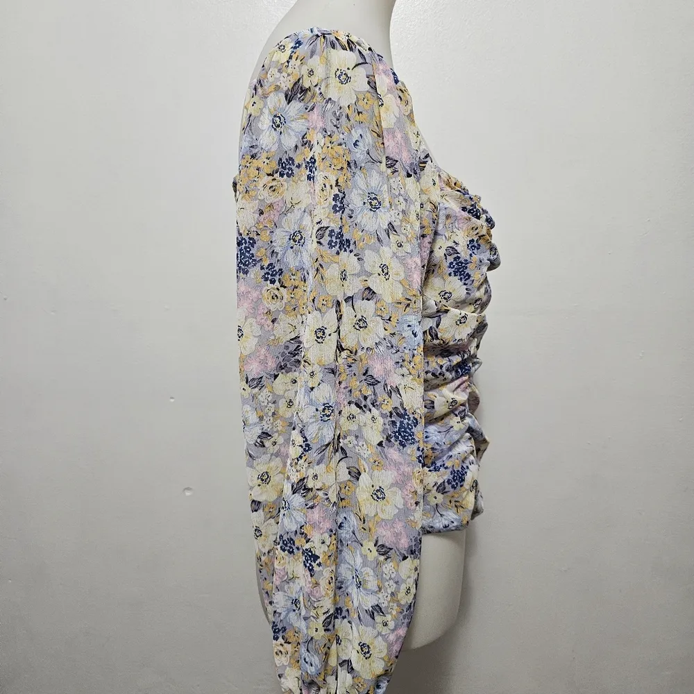 Anthropologie Pleione Lavender Floral Ruched Off Shoulder Blouse Size Large - Image 4