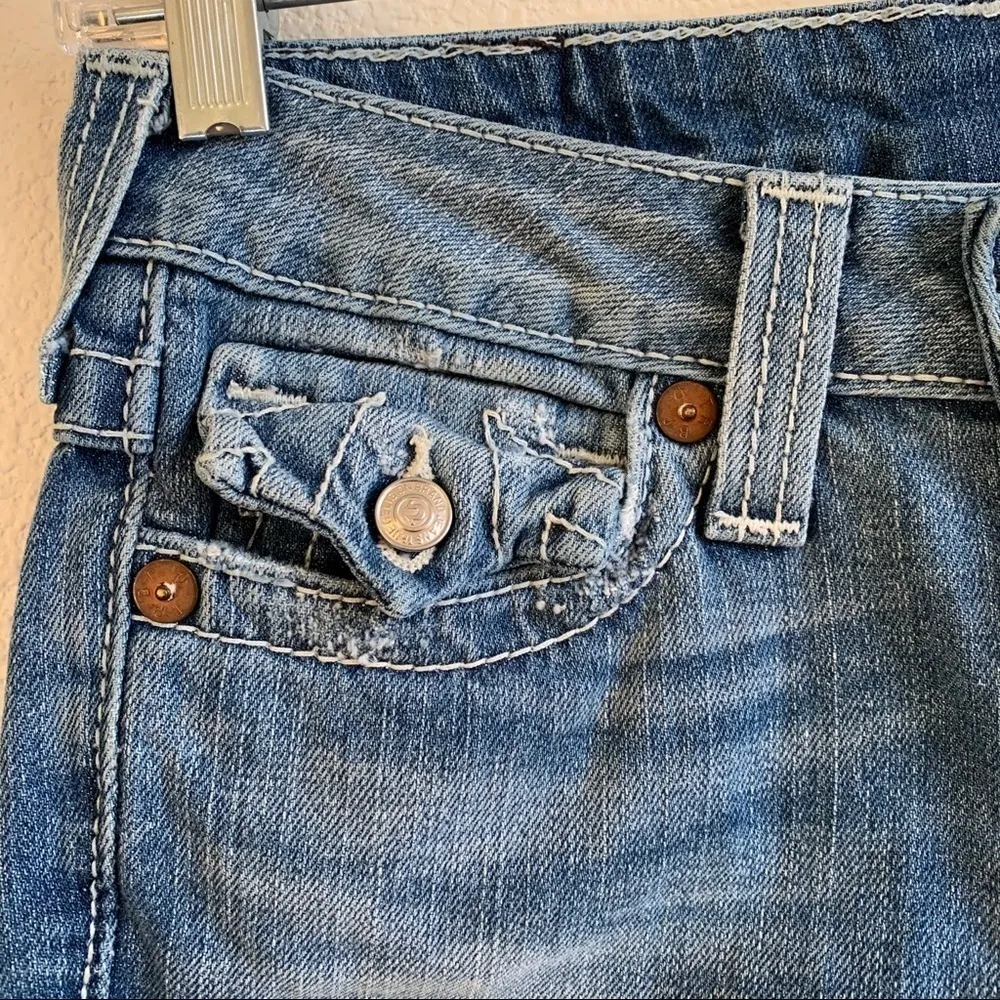 True Religion Distressed Sophie Denim Bermuda Shorts Blue Women’s Size 25 - Image 4
