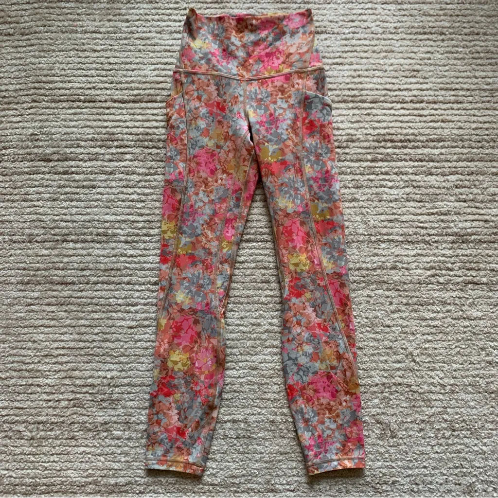 Lululemon  Align High Rise Pants with Pockets 25” Floral Print Size 2 - Image 2