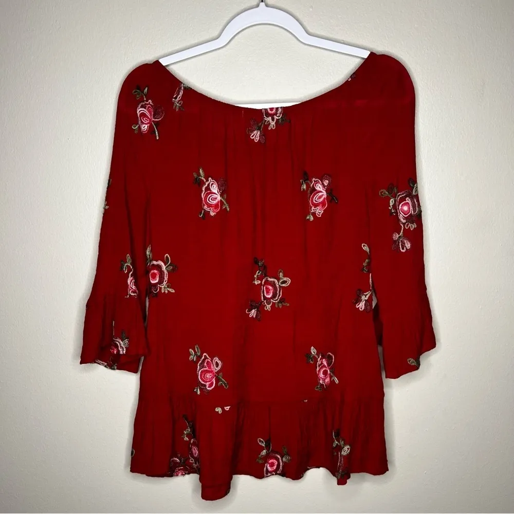 Westport Embroidered Rose Print Peasant Romantic Feminine Drop Waist‎ Top - Image 2