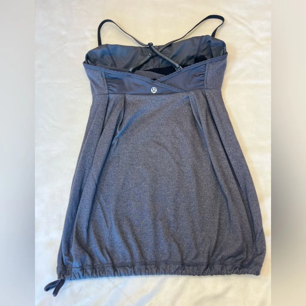 Lululemon Athletic‎ Tank Top with Built in Bra Gray Size 6 - Image 3