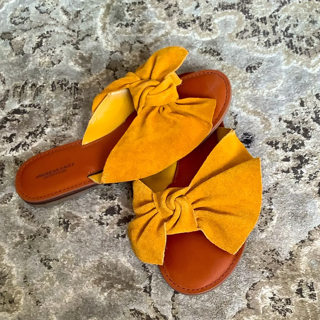 So CUTE slip ons NEW 🧡🧡🧡 - Image 4